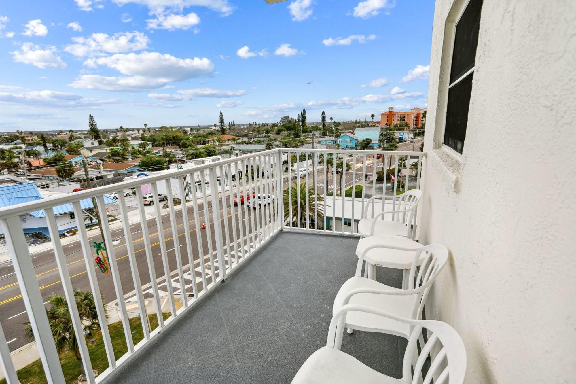 Sea Breeze 401 Villa St. Pete Beach Bagian luar foto